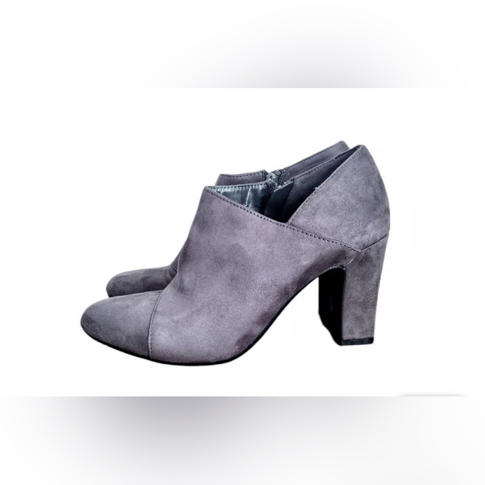 AEROSOLES Charcoal Heeled Booties